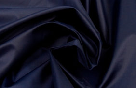 ткань курточная таффета 190t, wr/pu, 60гр/м2, 100пэ, 150см, синий темный/s058, (рул 100м) tpx017 купить в Омске.